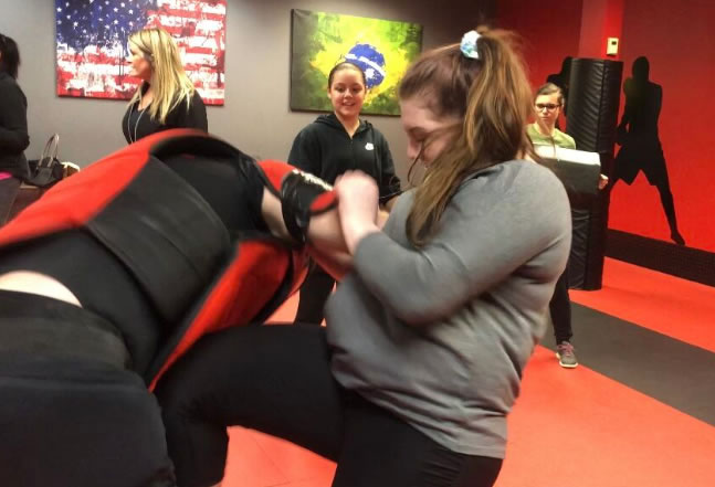 Women’s self-defense gallery image 33