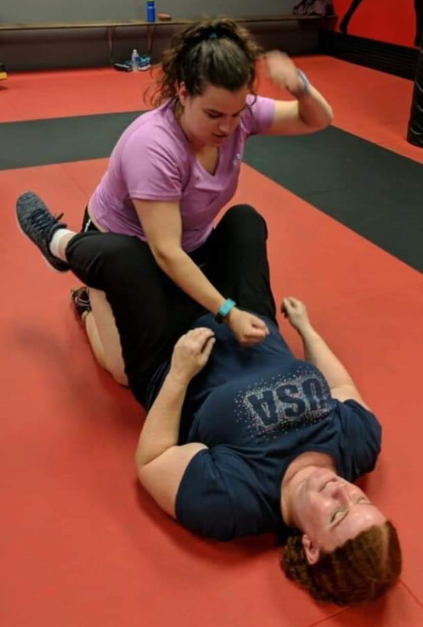 Women’s self-defense gallery image 42
