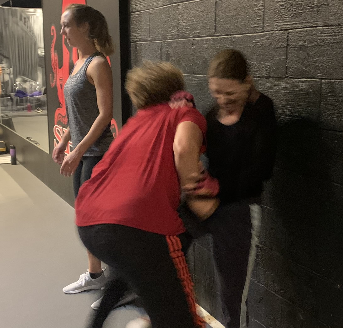 Women’s self-defense gallery image 70